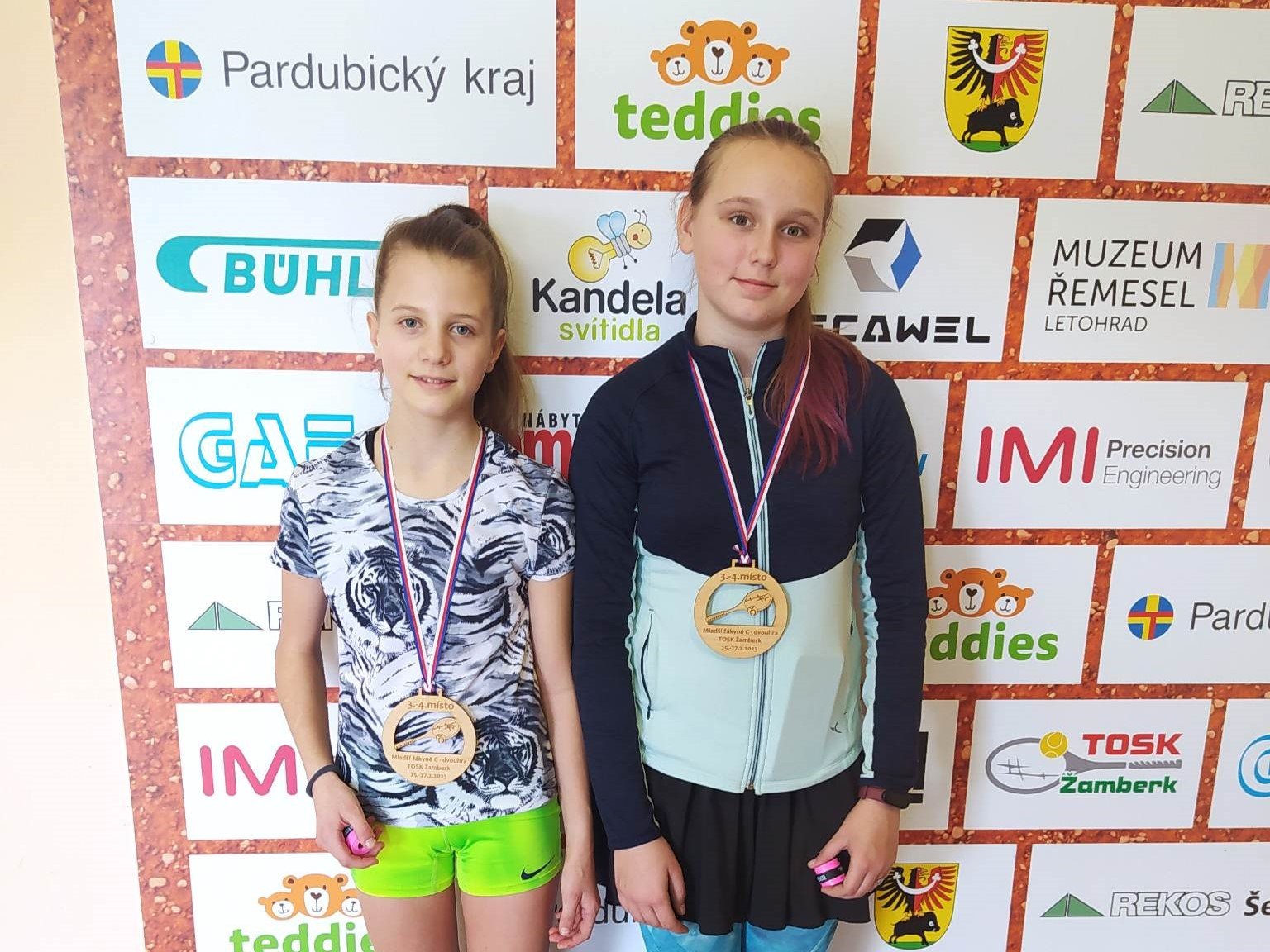 Zleva Linda Štěpánková a Natálie Škorpíková