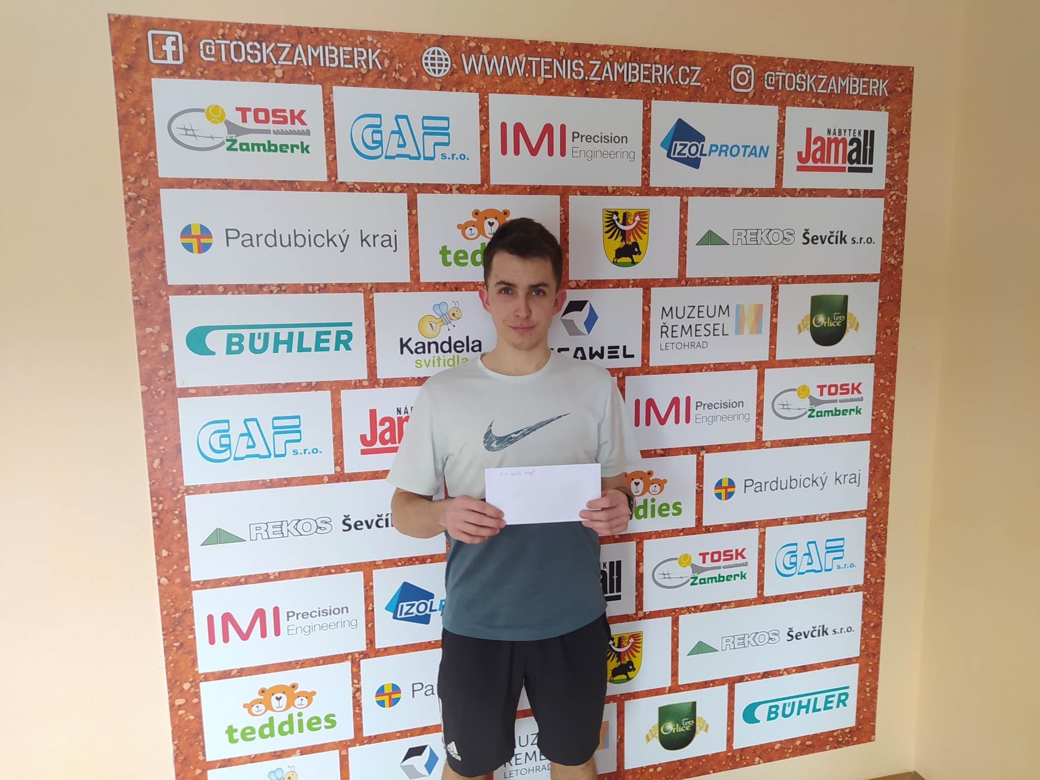 Semifinalista Dominik Jedlička