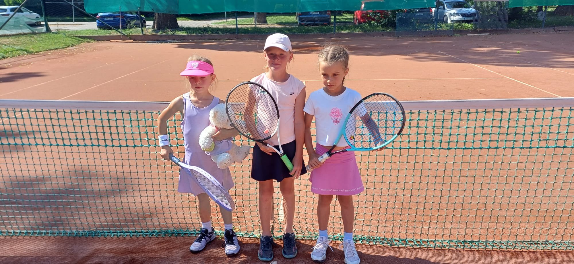 Zleva Stela Horká, Darja Pavlová a Amálie Sodomková.