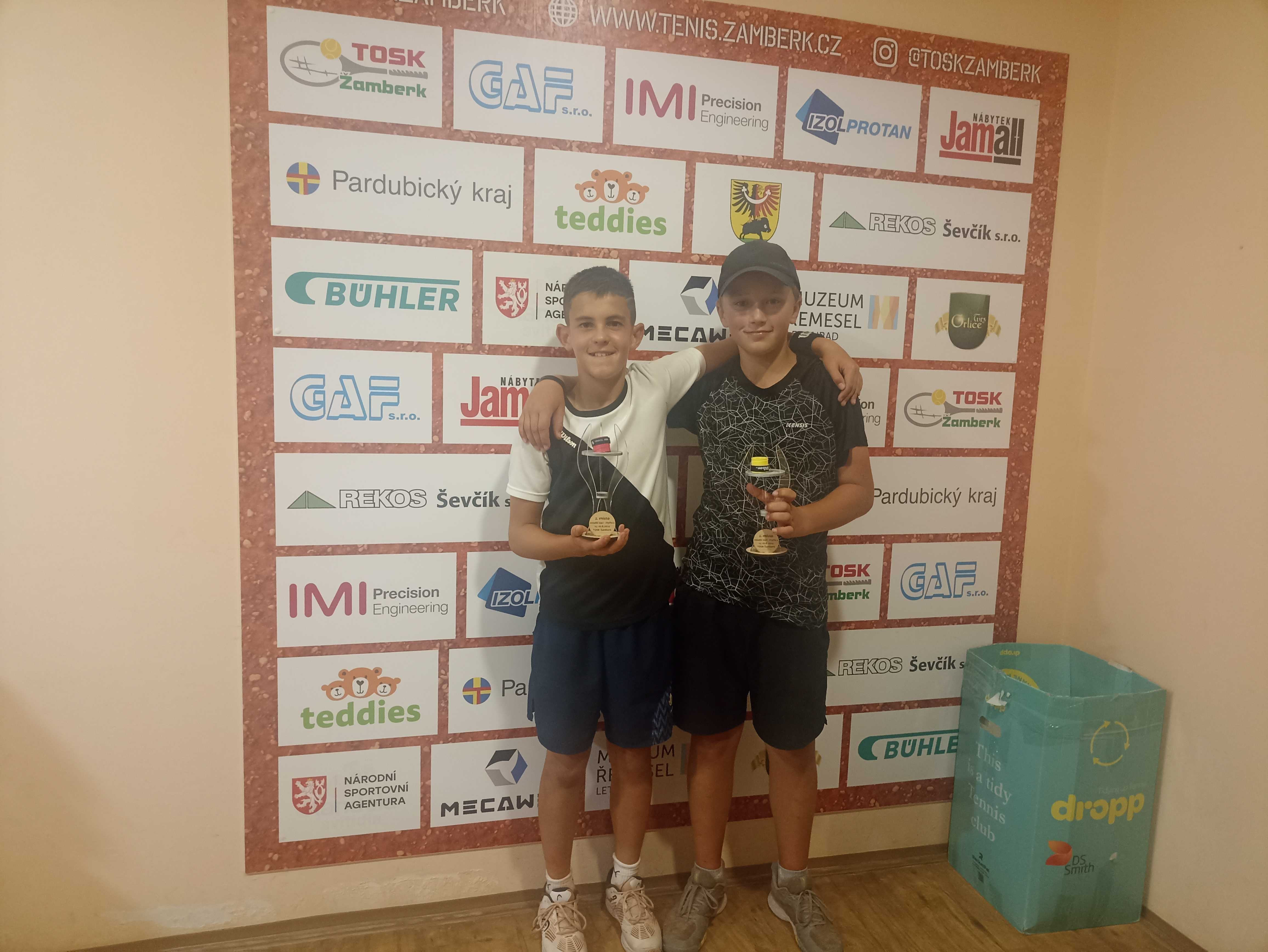 Finalisté čtyřhry Filip Jániš, Václav Bureš